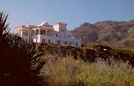 Villa los Morontes — thumbnail 10